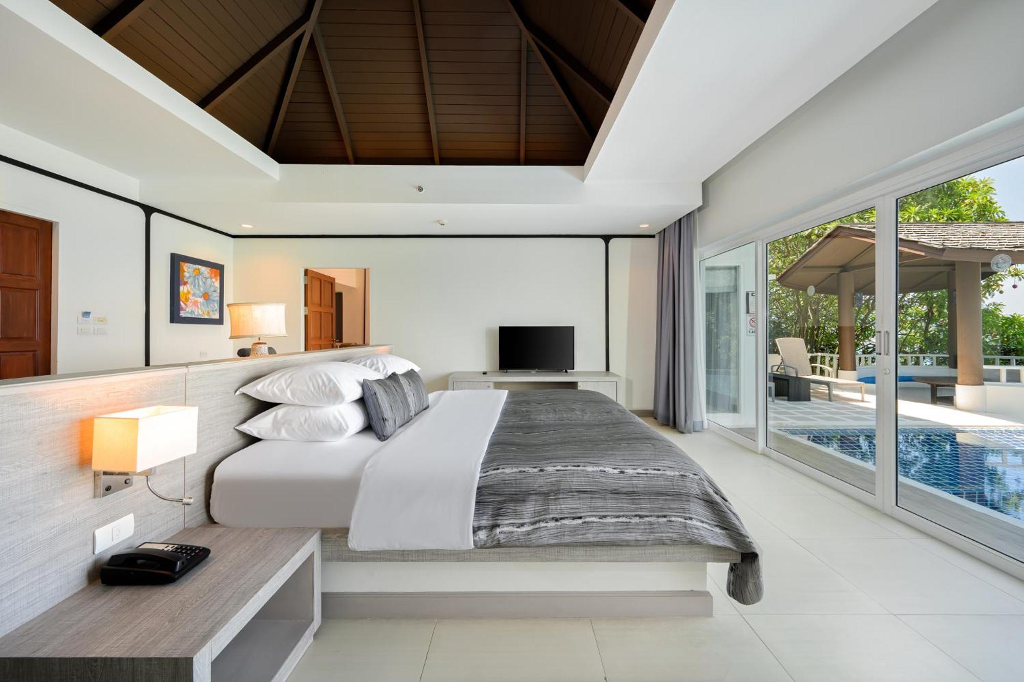 One-Bedroom Pool Villa